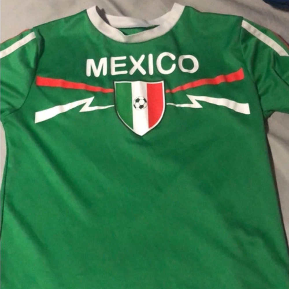 Green sports mexico shirt